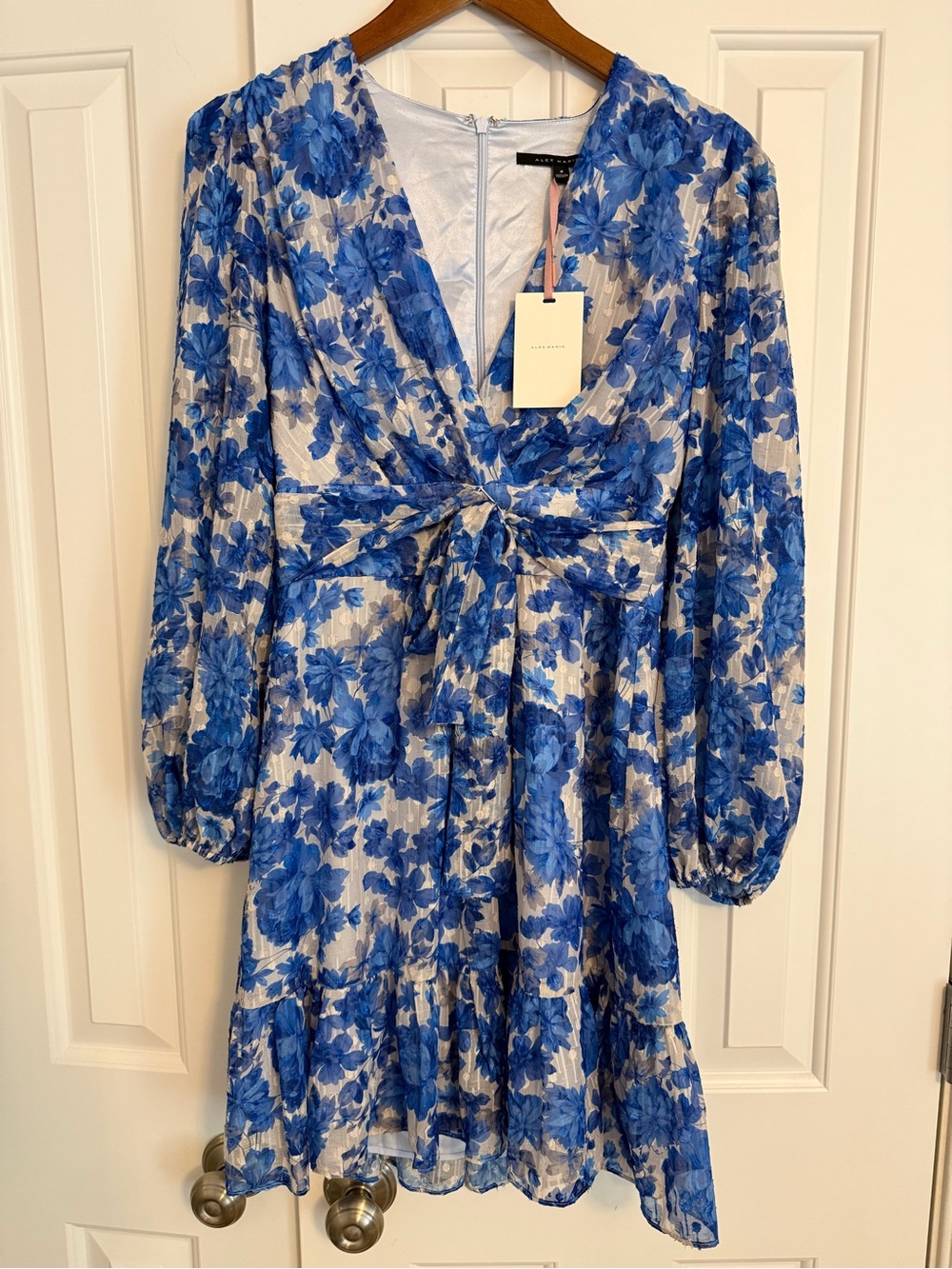 NWT Alex Marie Simone Cobalt Floral Print Puff Sleeve V-neck Dress Size 4 - Picture 2 of 13